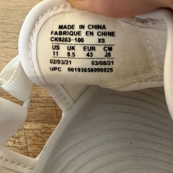 Women's Nike Owaysis sports Sandals Shoes size 11  white - Picture 6 of 6